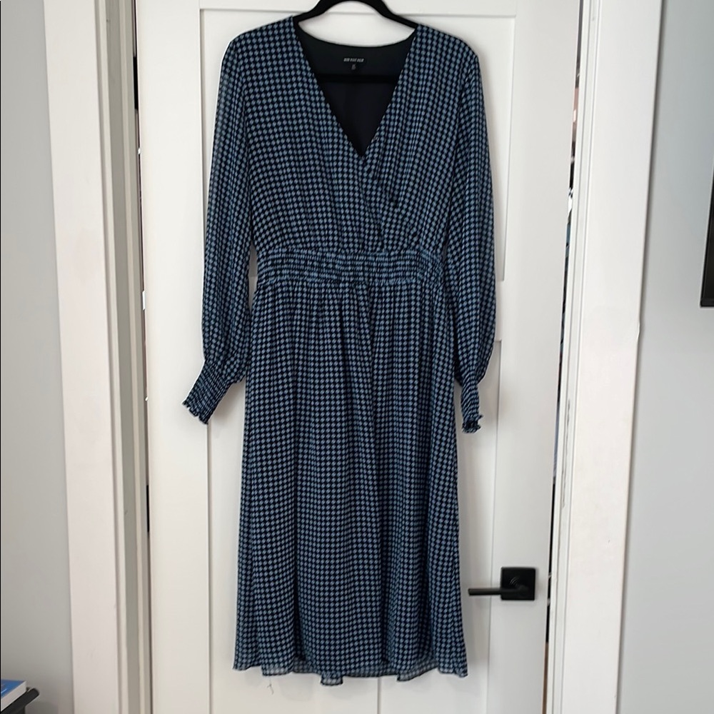 Who What Wear Dress with Bishop Sleeves size medium, lined